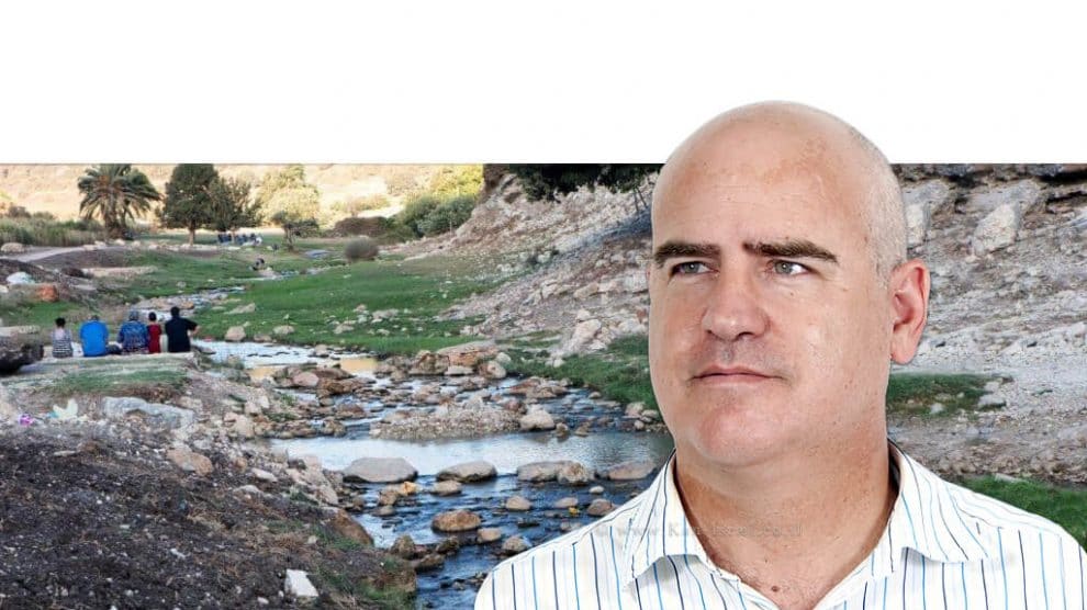 עדיאל שמרון | רקע: פארק נחל ציפורי